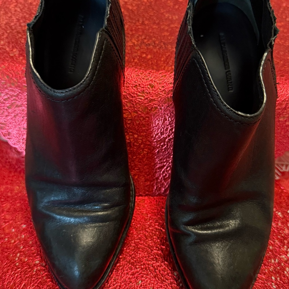 Alexander Wang Kori Black Leather Cut-Out Heel Ankle Boots Size 37 - Picture 2 of 6